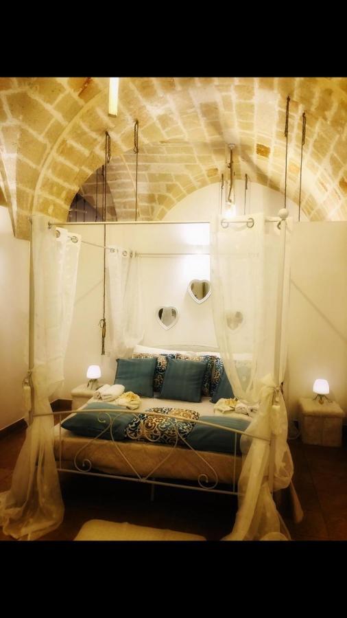N&M Dimora Carrieri Luxury Bed & Breakfast Monopoli Eksteriør bilde